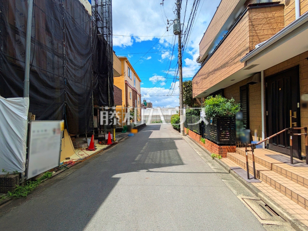 接道状況および現場風景　【杉並区上高井戸１丁目】
