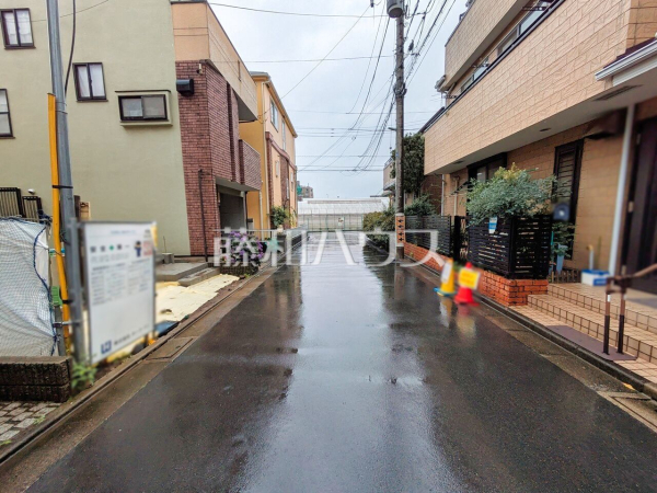 接道状況および現場風景　【杉並区上高井戸１丁目】