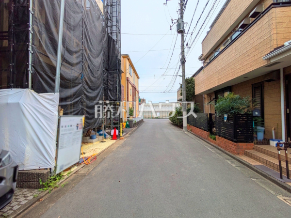 接道状況および現場風景　【杉並区上高井戸１丁目】