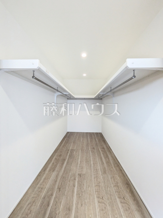 ウォークインクローゼット　【東大和市南街６丁目】