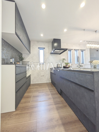 キッチン　【東大和市南街６丁目】