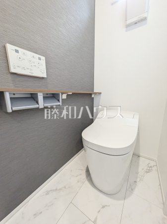 トイレ　【東大和市南街６丁目】