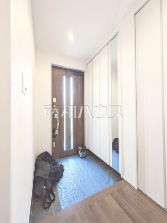 内玄関　【東大和市南街６丁目】