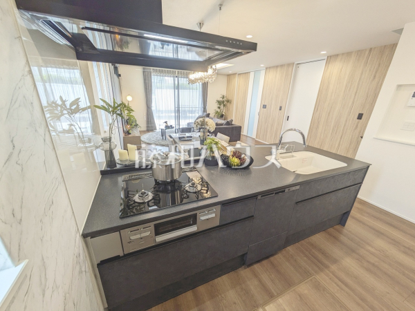 キッチン　【東大和市南街６丁目】