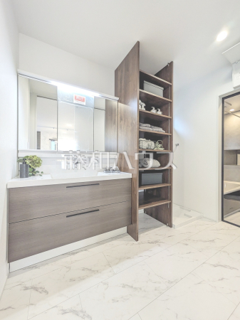 洗面室　【東大和市南街６丁目】