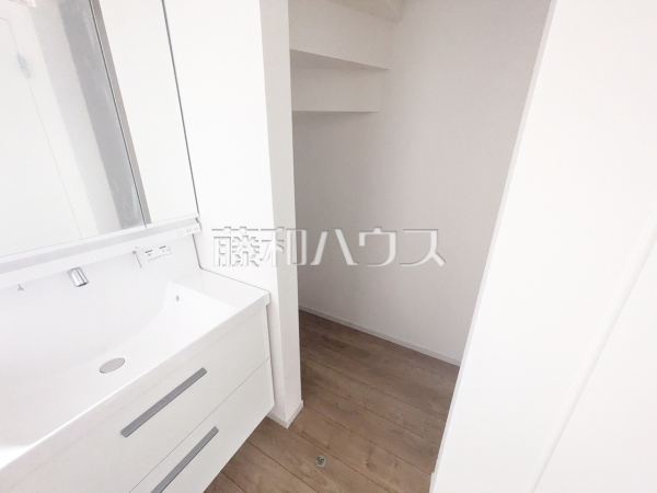 5号棟　洗面室　【清瀬市元町２丁目】