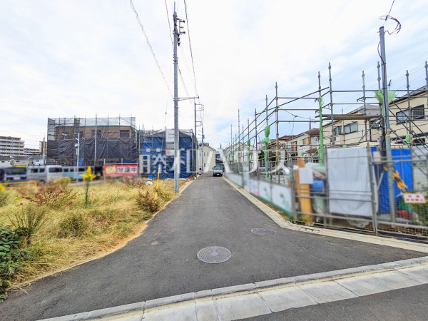 接道状況および現場風景 【東村山市栄町3丁目】 接道状況および現場風景 【東村山市栄町3丁目】