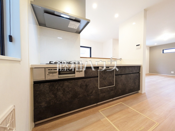 キッチン　【新座市片山２丁目】