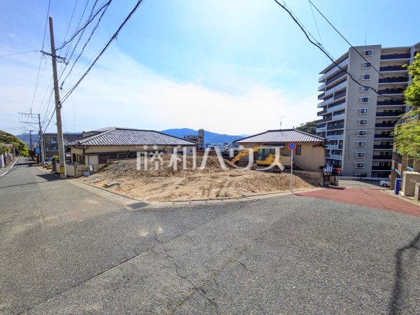 接道状況および現場風景　【福岡市南区寺塚２丁目】