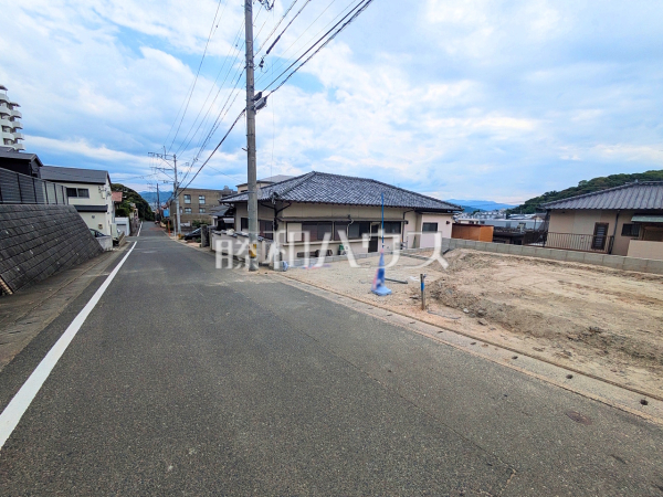 接道状況および現場風景　【福岡市南区寺塚２丁目】
