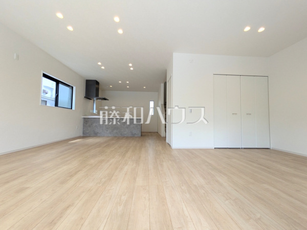リビング 【狛江市猪方2丁目】 リビング 【狛江市猪方2丁目】