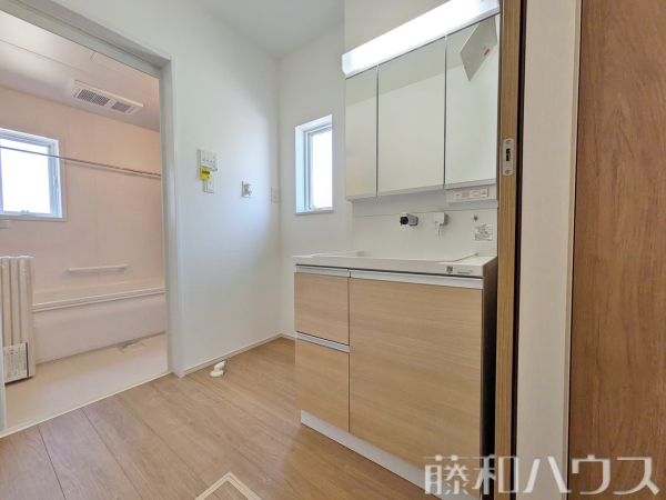 1号棟　洗面室　【春日井市上田楽町】