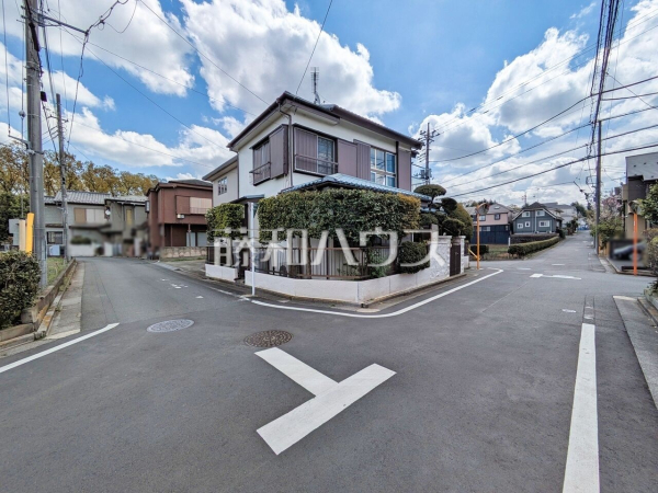 接道状況および現場風景(現況：古屋有)　【東村山市青葉町３丁目】ぜひ実物をご覧いただきたく思います。喜んでご案内いたしますのでお気軽にお問合せ下さい。