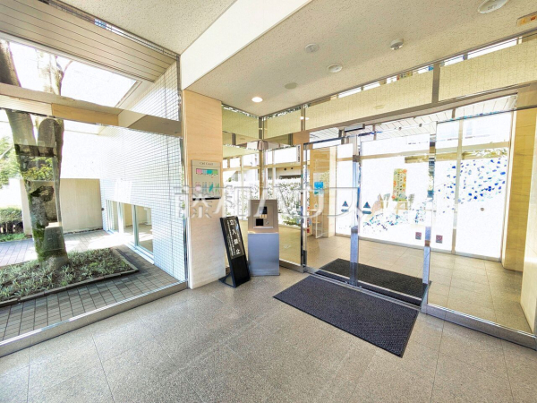 エントランス　【フェアヒルズ南大沢シエルコート】