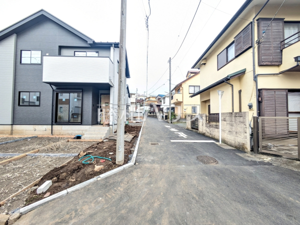 接道状況および現場風景 【調布市深大寺東町7丁目】 接道状況および現場風景 【調布市深大寺東町7丁目】