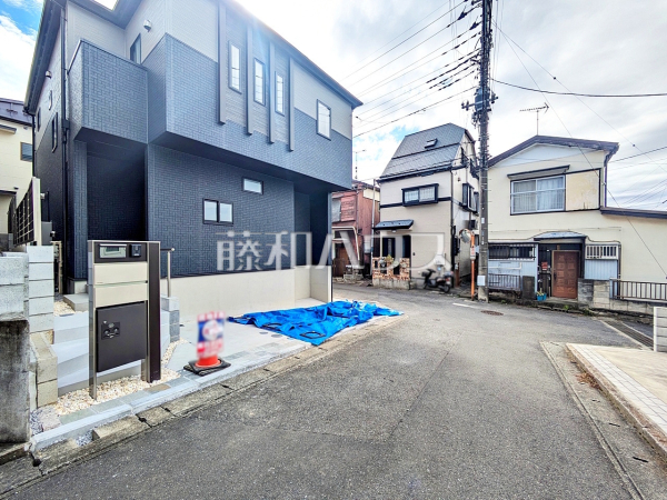 接道状況および現場風景　【富士見市渡戸３丁目】