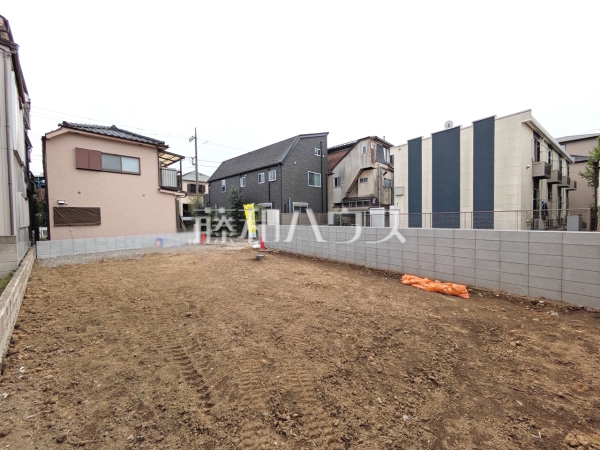 見学はしたいけど、なかなか時間が取れない・・・そんな方に出勤前や仕事終わりにマイホームを見学できるサポートをいたします。　【練馬区平和台１丁目】