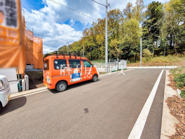 接道状況および現場風景　【所沢市大字北秋津】