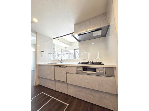 キッチン　【所沢緑町ガーデンハウス】