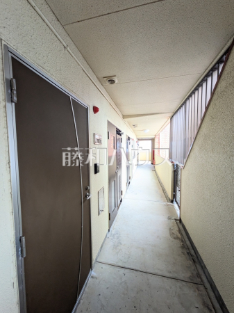 玄関　【グリーンハイツ那覇】