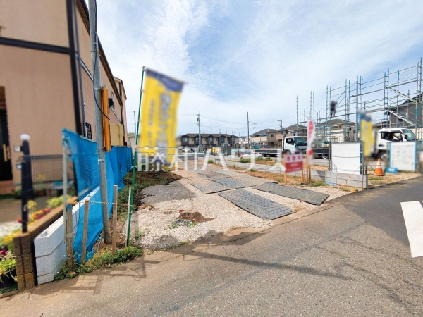 現場風景　【新座市新堀２丁目】平日のご案内も可能です。まずはお気軽にお問合せ下さいませ。