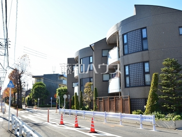 外観　【ジェイステージ千歳台】