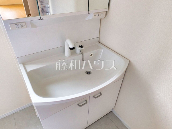 A号棟　洗面室　【所沢市中新井４丁目】