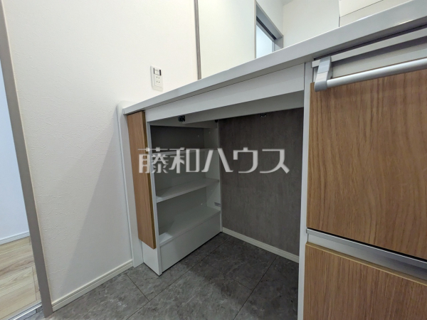 洗面室　【日野市西平山５丁目】