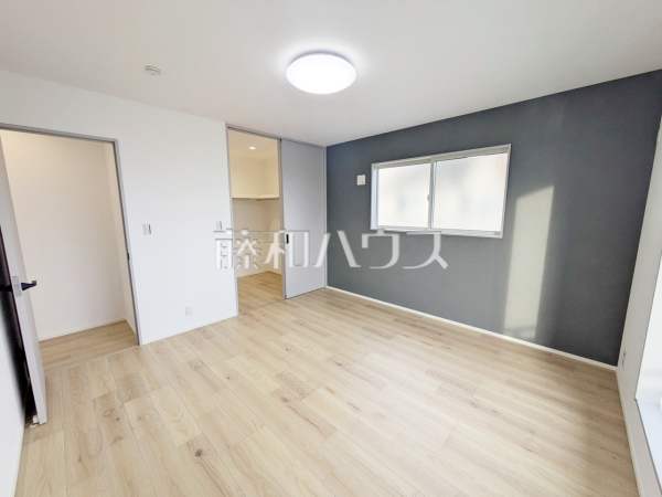 居室　【日野市西平山５丁目】