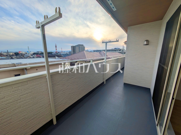 バルコニー　【日野市西平山５丁目】