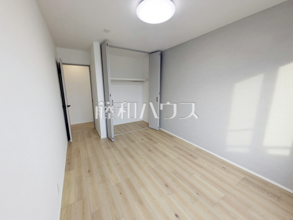 居室　【日野市西平山５丁目】