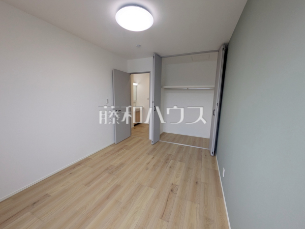 居室　【日野市西平山５丁目】