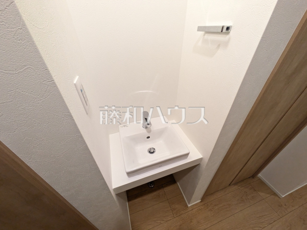 3号棟　セカンド洗面台　【杉並区下井草３丁目】