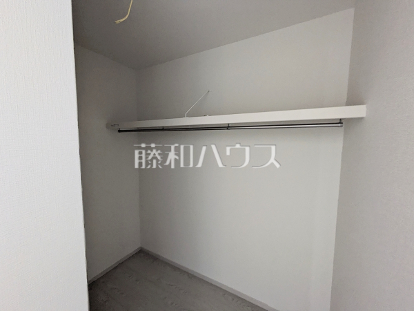 1号棟　ウォークインクローゼット　【福岡市西区今宿２丁目】