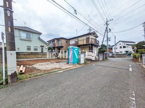 接道状況および現場風景 【東大和市南街3丁目】 接道状況および現場風景 【東大和市南街3丁目】