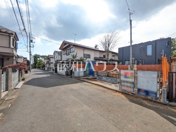 接道状況および現場風景　【立川市砂川町４丁目】 物件の事、諸費用の事など、小さな疑問もお気軽にご連絡・ご相談下さい。 
