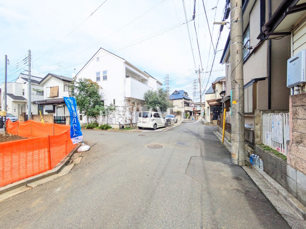 接道状況および現場風景　【新座市野寺４丁目】