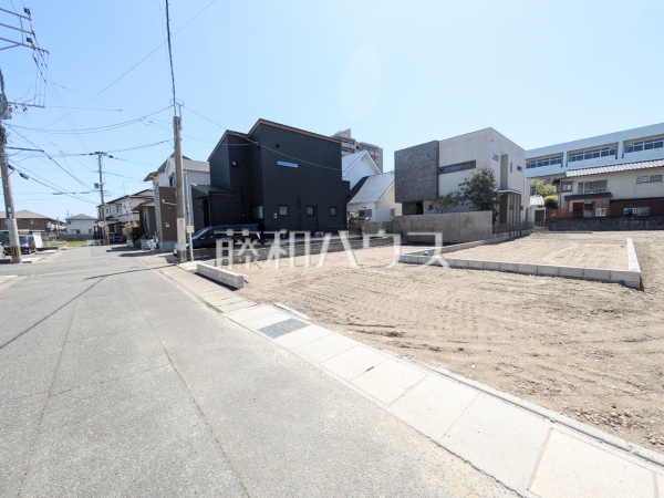 接道状況および現場風景　【福岡市早良区次郎丸４丁目】