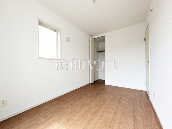 居室　【新座市栄２丁目】