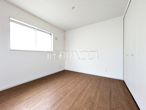居室　【新座市栄２丁目】