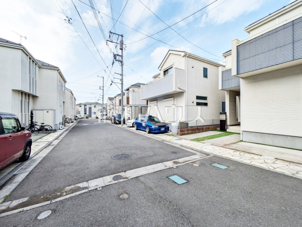 接道状況および現場風景　【新座市栄２丁目】