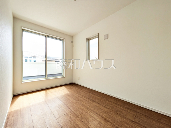 居室　【新座市栄２丁目】