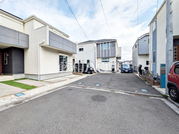 接道状況および現場風景　【新座市栄２丁目】