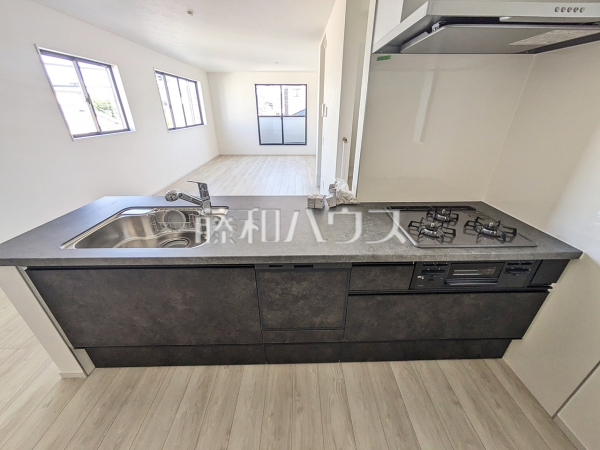 3号棟　リビング　【福岡市西区小戸３丁目】
