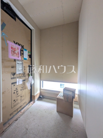 玄関ホール　【練馬区平和台２丁目】