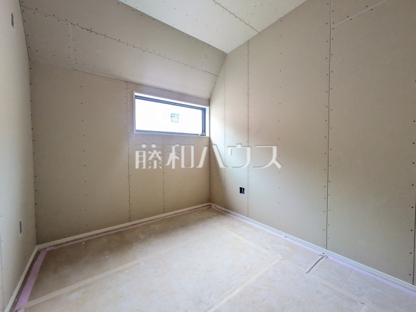 納戸　【練馬区平和台２丁目】