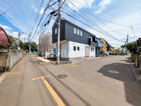 接道状況および現場風景　【所沢市大字久米】