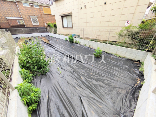 現地写真　【世田谷区赤堤４丁目】