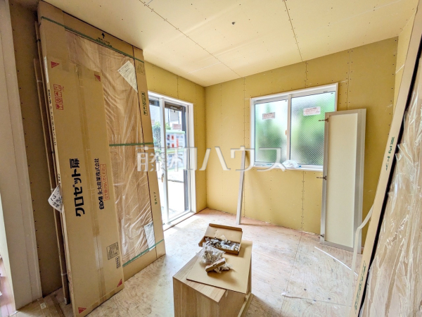 居室(施工中)　【練馬区南大泉２丁目】