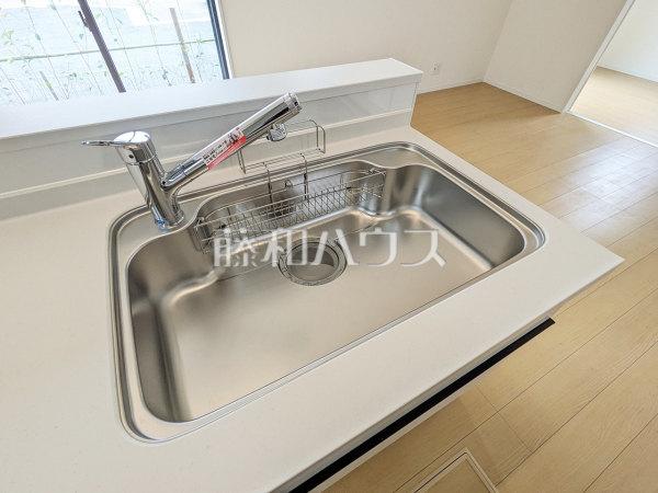 2-A号棟　キッチンシンク　【東久留米市南沢４丁目】